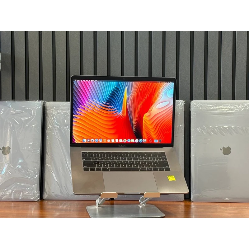لپتاب MACBOOK PRO 2019-i9-32-512-4GB 