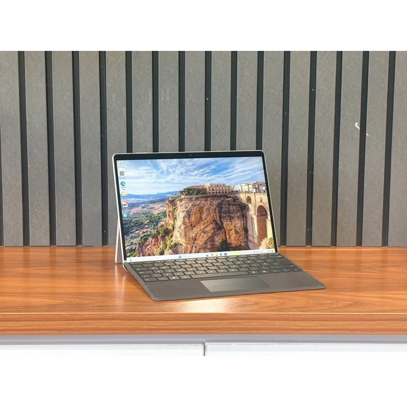 لپتاب MICROSOFT SURFACE PRO 9-i5-8-256-INTEL 