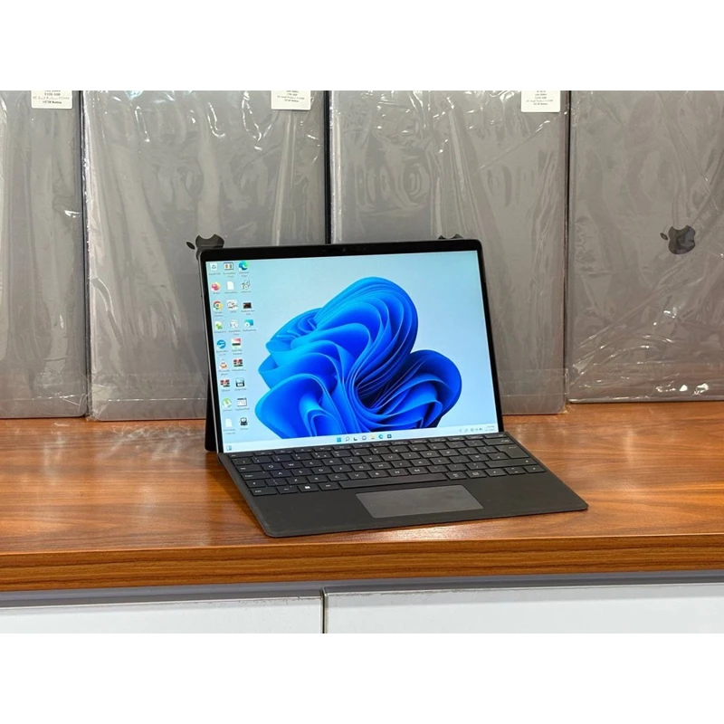 لپتاب   MICROSOFT SURFACE PRO 8-i5-8-256-INTEL 